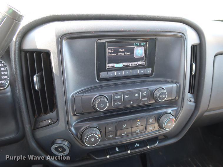 image for item JP9359 2015 Chevrolet Silverado 2500HD  pickup truck