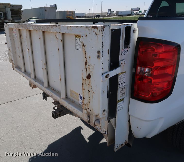 image for item JP9359 2015 Chevrolet Silverado 2500HD  pickup truck