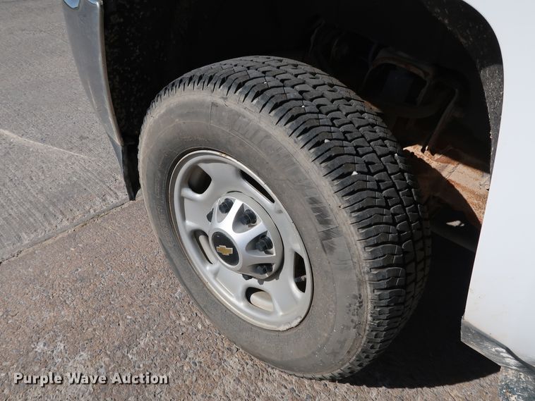 image for item JP9359 2015 Chevrolet Silverado 2500HD  pickup truck