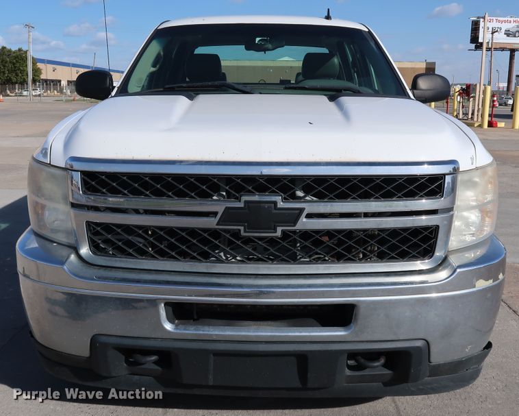 image for item JP9360 2011 Chevrolet Silverado 2500HD  Crew Cab pickup truck