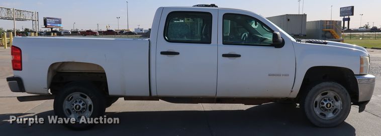 image for item JP9360 2011 Chevrolet Silverado 2500HD  Crew Cab pickup truck