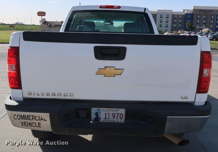 image for item JP9360 2011 Chevrolet Silverado 2500HD  Crew Cab pickup truck