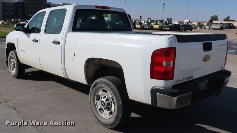 image for item JP9360 2011 Chevrolet Silverado 2500HD  Crew Cab pickup truck