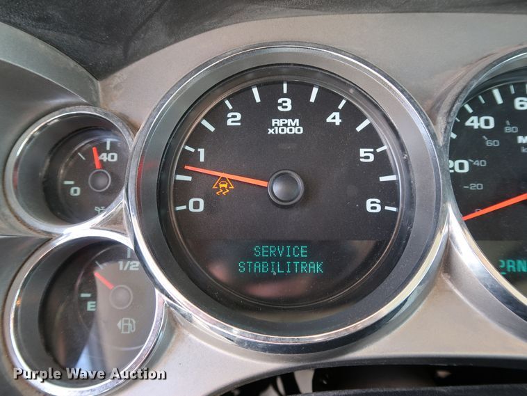 image for item JP9360 2011 Chevrolet Silverado 2500HD  Crew Cab pickup truck