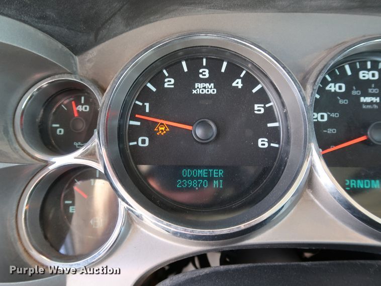 image for item JP9360 2011 Chevrolet Silverado 2500HD  Crew Cab pickup truck