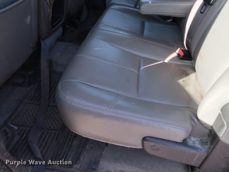 image for item JP9360 2011 Chevrolet Silverado 2500HD  Crew Cab pickup truck