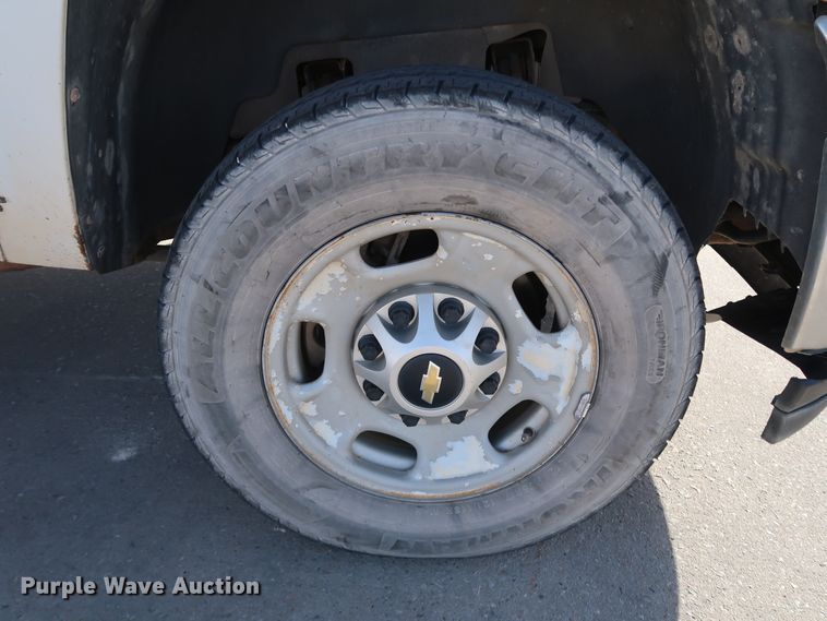 image for item JP9360 2011 Chevrolet Silverado 2500HD  Crew Cab pickup truck