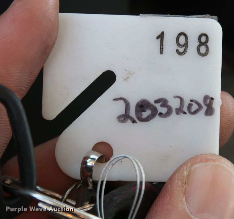 image for item JP9360 2011 Chevrolet Silverado 2500HD  Crew Cab pickup truck