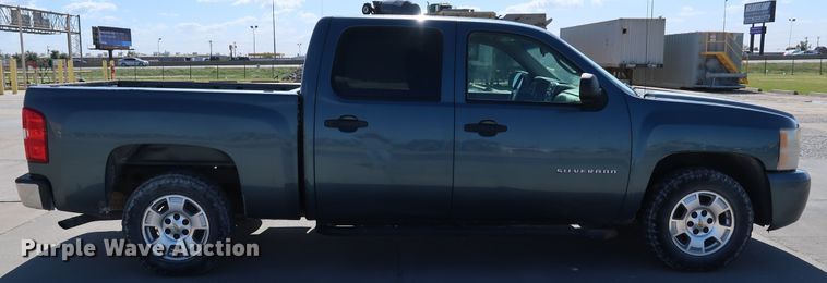 image for item JP9361 2010 Chevrolet Silverado 1500  Crew Cab pickup truck