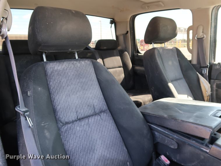 image for item JP9361 2010 Chevrolet Silverado 1500  Crew Cab pickup truck