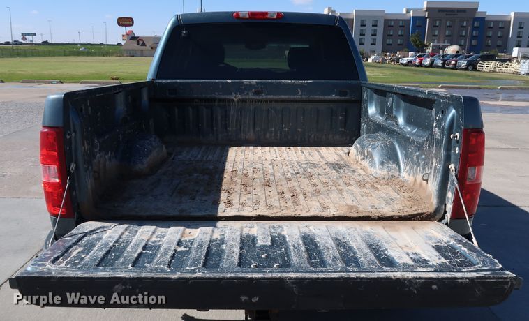 image for item JP9361 2010 Chevrolet Silverado 1500  Crew Cab pickup truck