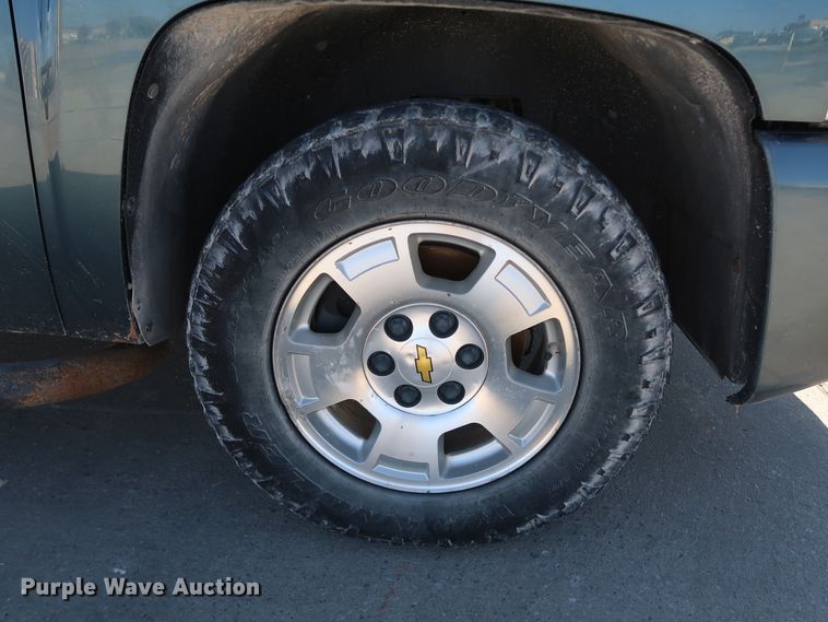 image for item JP9361 2010 Chevrolet Silverado 1500  Crew Cab pickup truck