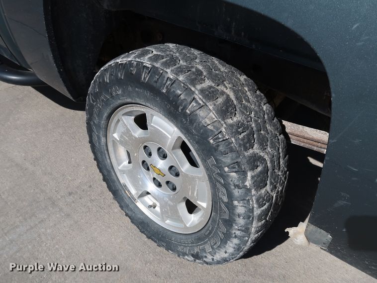 image for item JP9361 2010 Chevrolet Silverado 1500  Crew Cab pickup truck