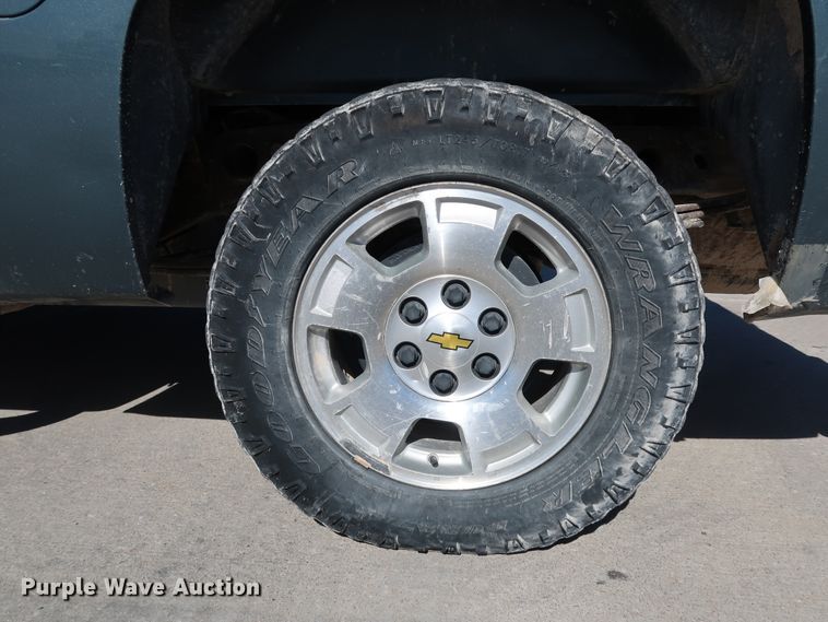 image for item JP9361 2010 Chevrolet Silverado 1500  Crew Cab pickup truck