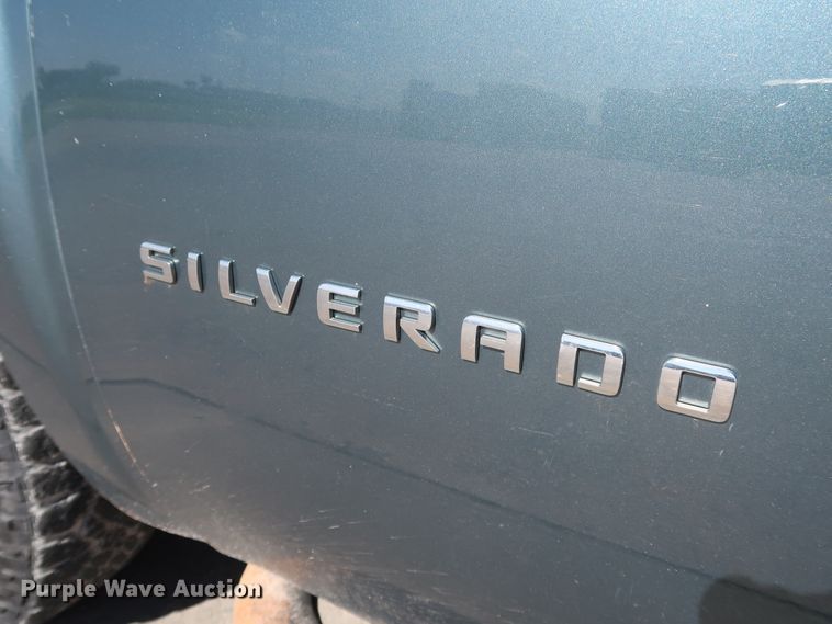 image for item JP9361 2010 Chevrolet Silverado 1500  Crew Cab pickup truck