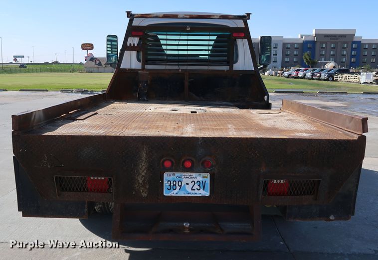 image for item JP9364 2003 Chevrolet C4500  flatbed truck