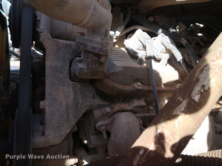 image for item JP9364 2003 Chevrolet C4500  flatbed truck