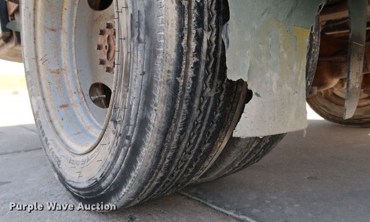 image for item JP9364 2003 Chevrolet C4500  flatbed truck