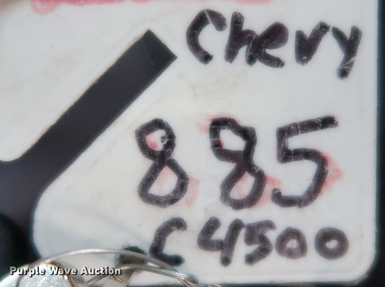 image for item JP9364 2003 Chevrolet C4500  flatbed truck