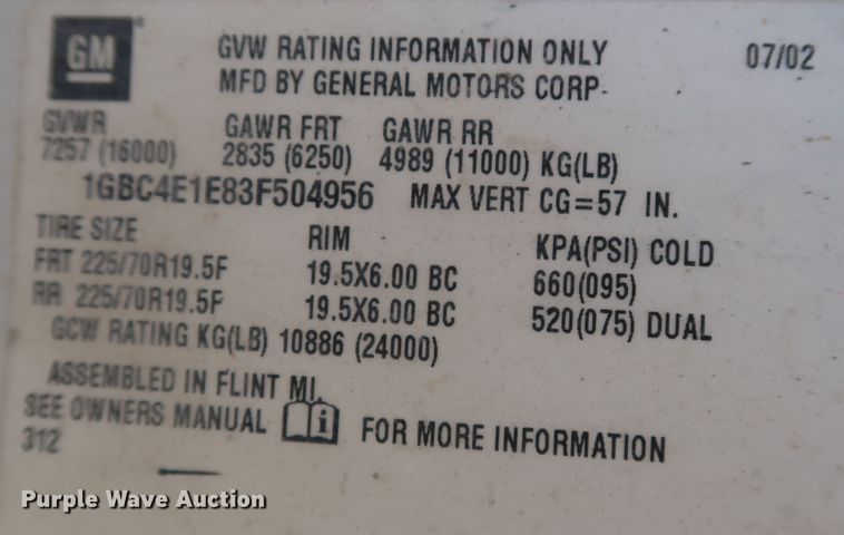 image for item JP9364 2003 Chevrolet C4500  flatbed truck