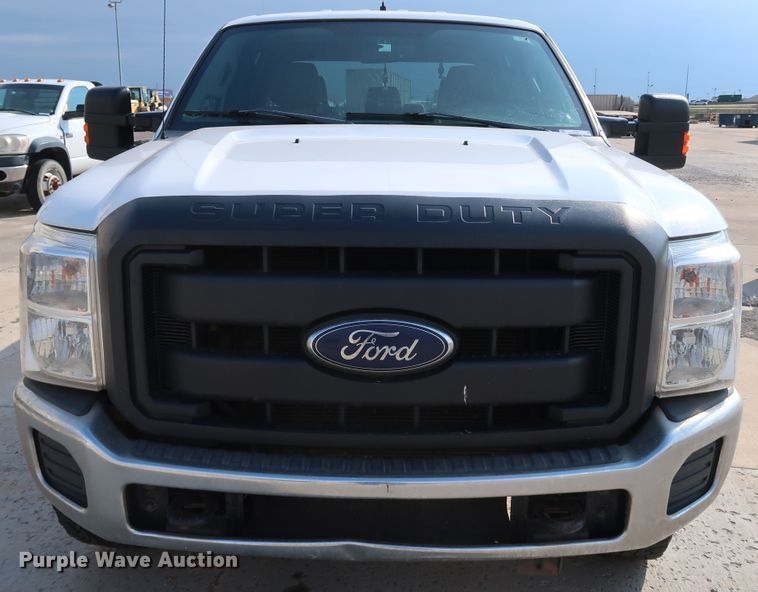 image for item JP9367 2016 Ford F250  Crew Cab pickup truck