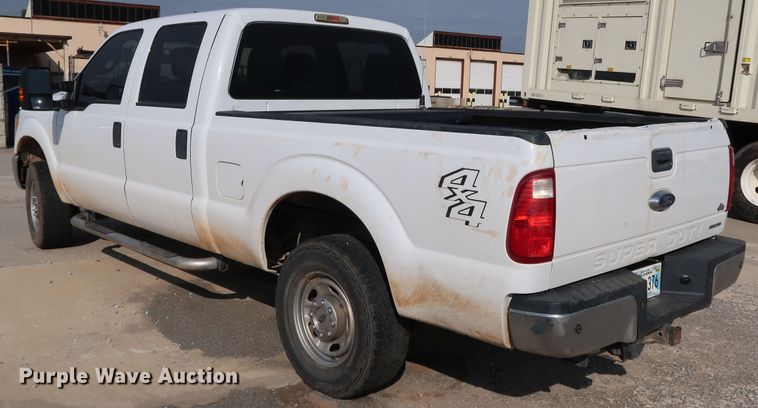 image for item JP9367 2016 Ford F250  Crew Cab pickup truck