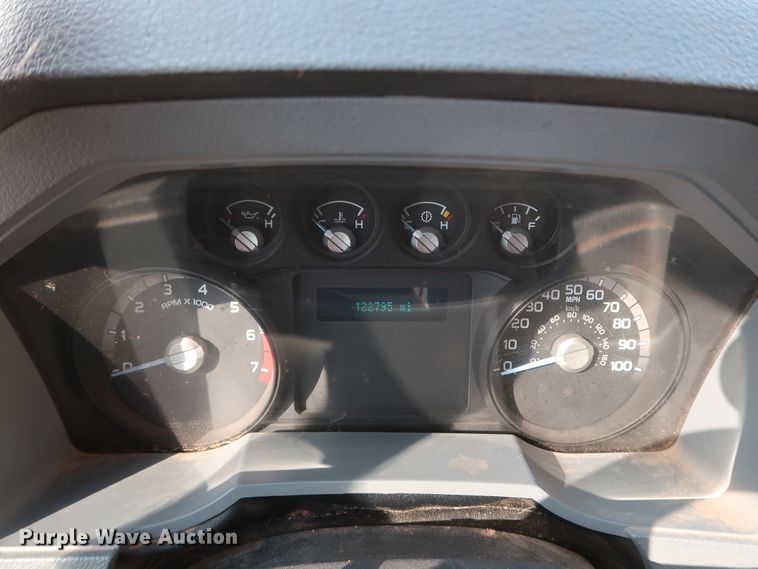 image for item JP9367 2016 Ford F250  Crew Cab pickup truck