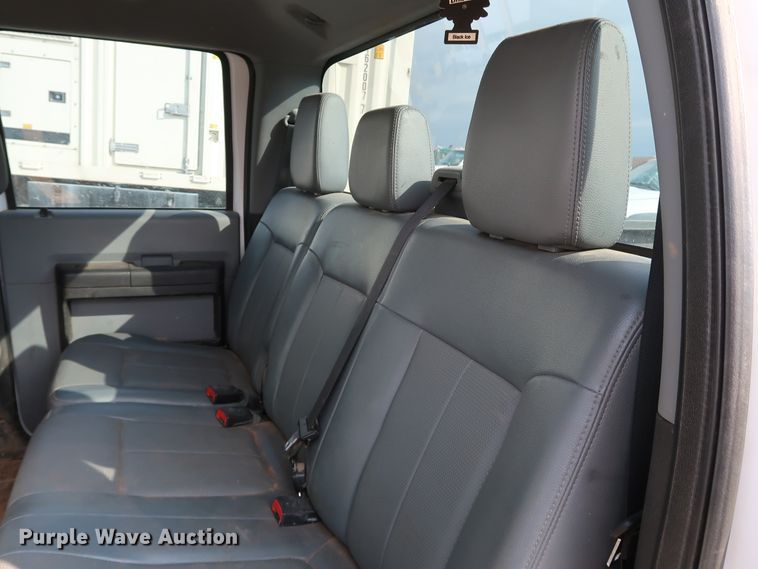 image for item JP9367 2016 Ford F250  Crew Cab pickup truck