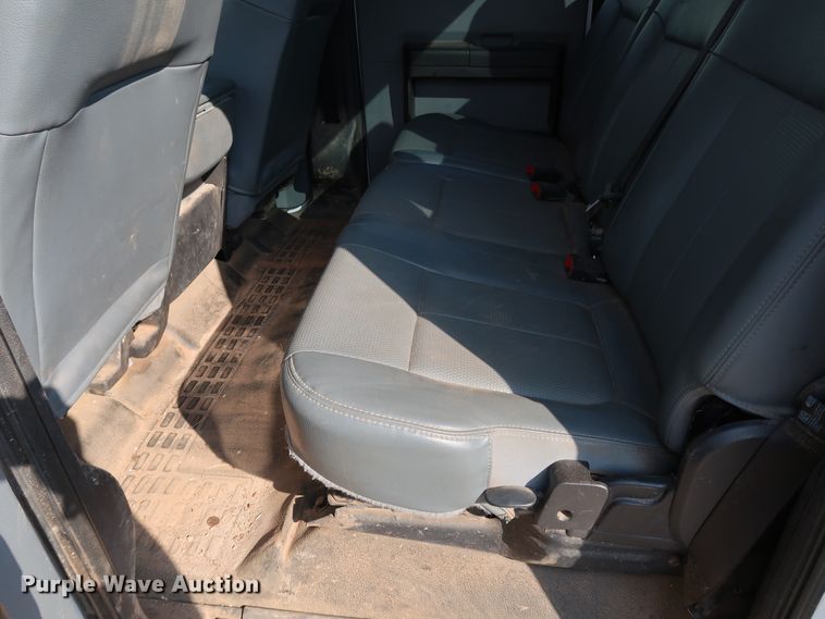 image for item JP9367 2016 Ford F250  Crew Cab pickup truck