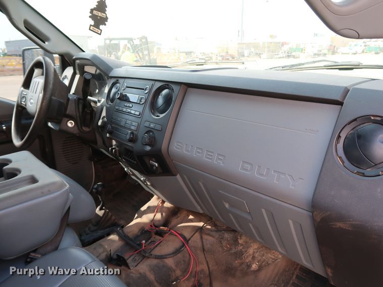 image for item JP9367 2016 Ford F250  Crew Cab pickup truck