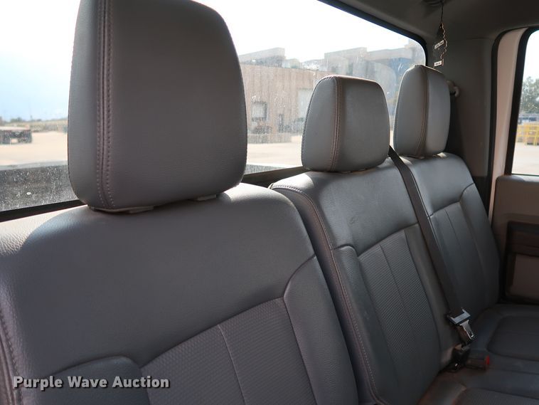 image for item JP9367 2016 Ford F250  Crew Cab pickup truck