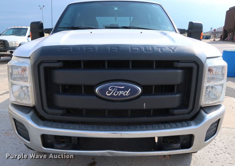 image for item JP9367 2016 Ford F250  Crew Cab pickup truck