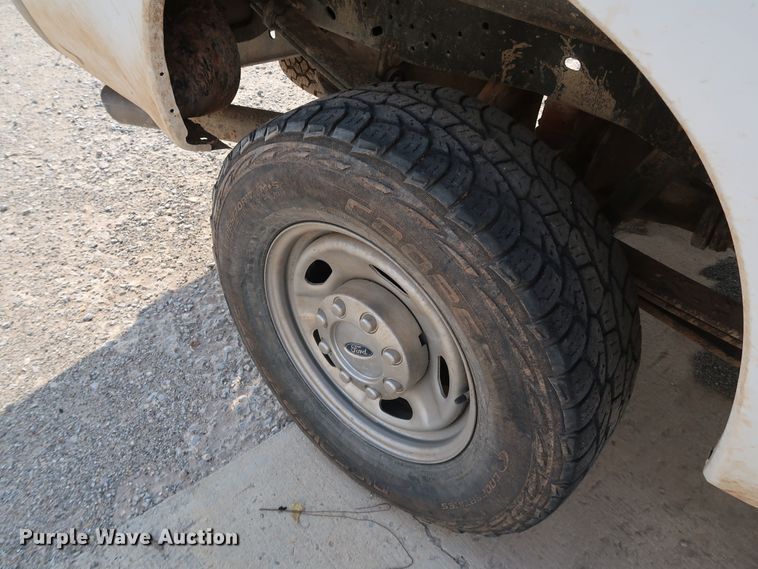 image for item JP9367 2016 Ford F250  Crew Cab pickup truck