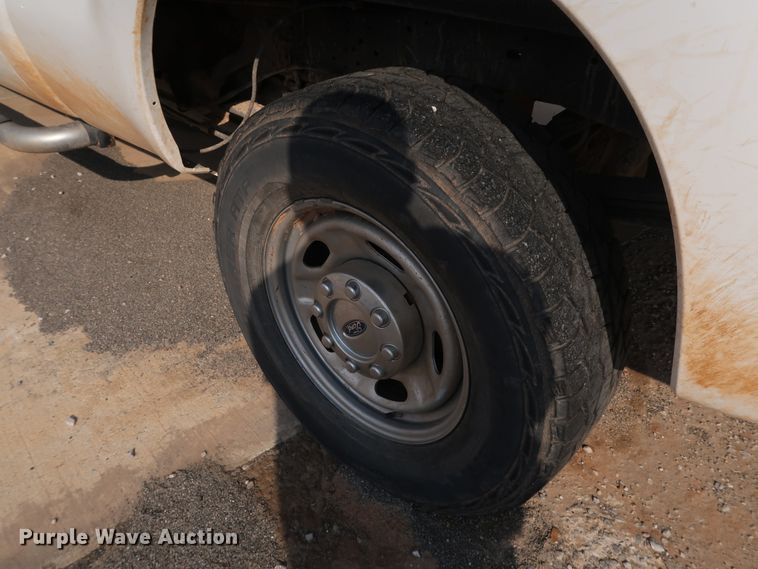 image for item JP9367 2016 Ford F250  Crew Cab pickup truck