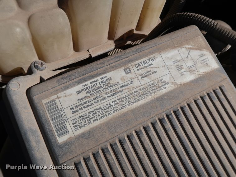 image for item JP9369 2004 Chevrolet Silverado 2500HD  pickup truck