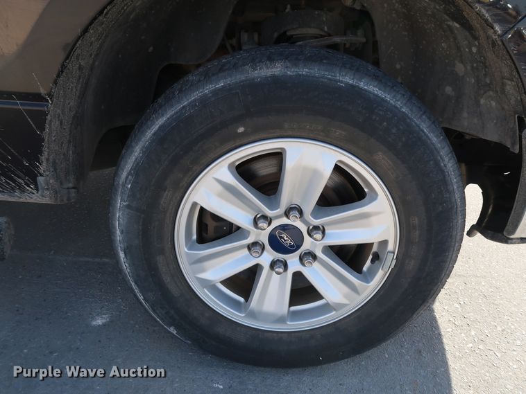 image for item JP9370 2013 Ford F150  SuperCrew pickup truck