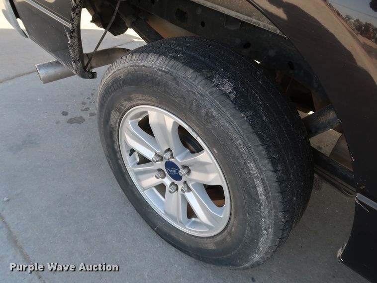 image for item JP9370 2013 Ford F150  SuperCrew pickup truck