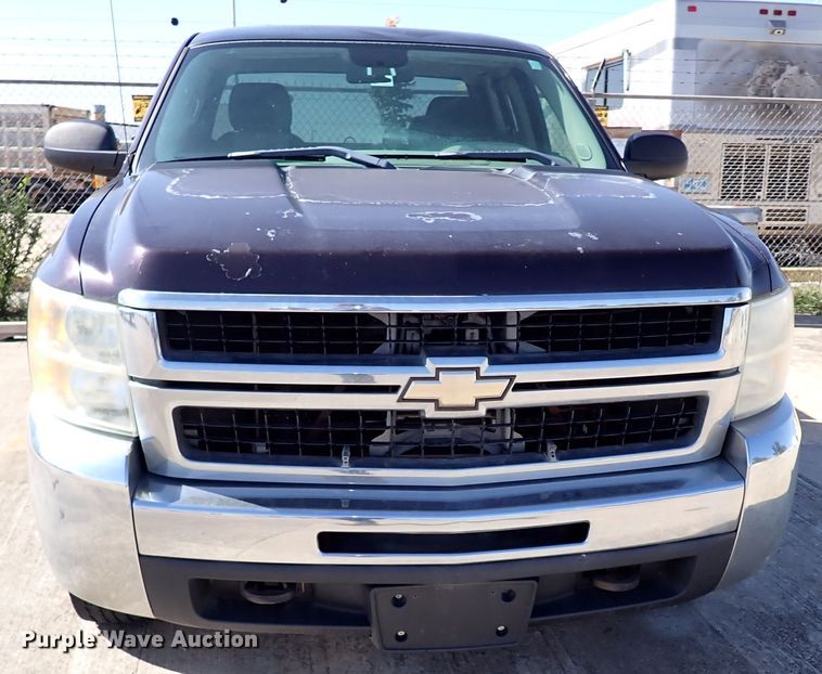 image for item JP9371 2008 Chevrolet Silverado 2500HD  Ext. Cab pickup truck