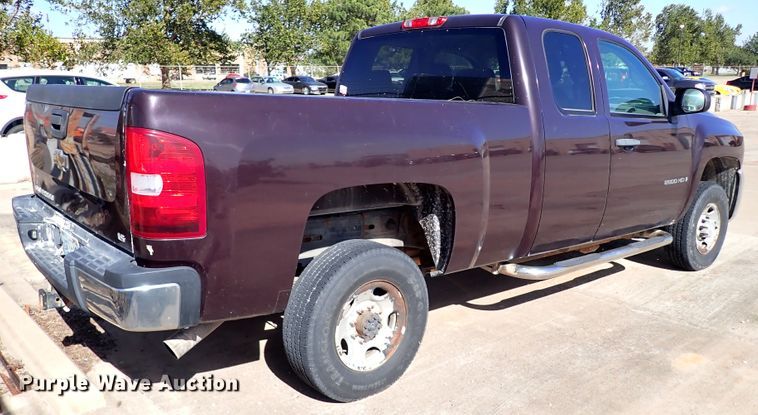 image for item JP9371 2008 Chevrolet Silverado 2500HD  Ext. Cab pickup truck