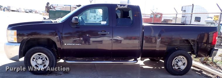 image for item JP9371 2008 Chevrolet Silverado 2500HD  Ext. Cab pickup truck