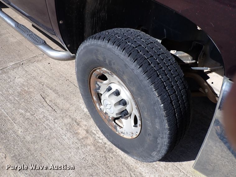 image for item JP9371 2008 Chevrolet Silverado 2500HD  Ext. Cab pickup truck