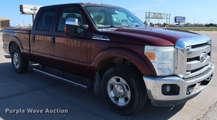 image for item JP9372 2011 Ford F250 Super Duty  Crew Cab pickup truck