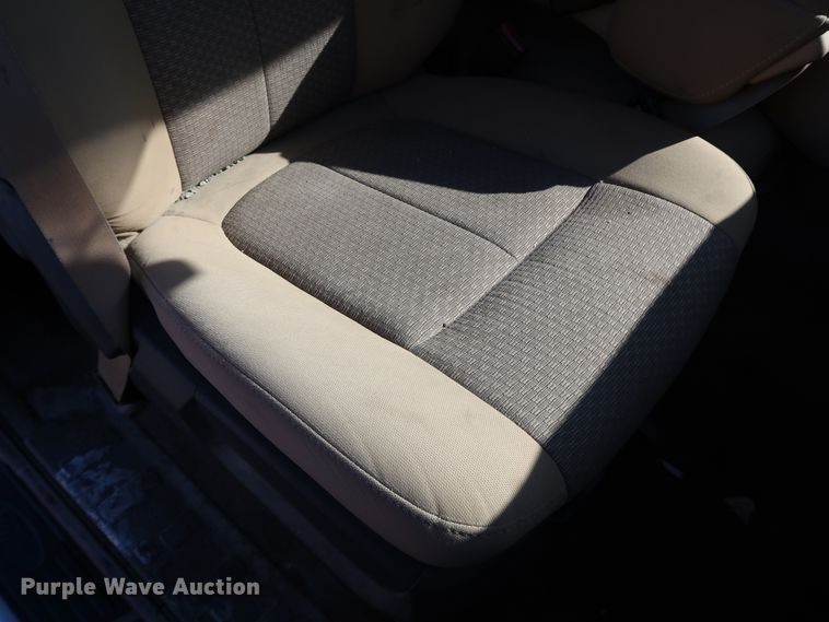 image for item JP9372 2011 Ford F250 Super Duty  Crew Cab pickup truck