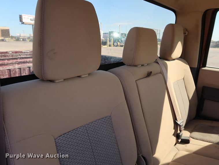 image for item JP9372 2011 Ford F250 Super Duty  Crew Cab pickup truck