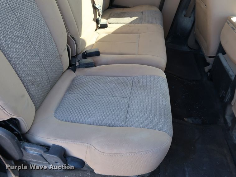 image for item JP9372 2011 Ford F250 Super Duty  Crew Cab pickup truck