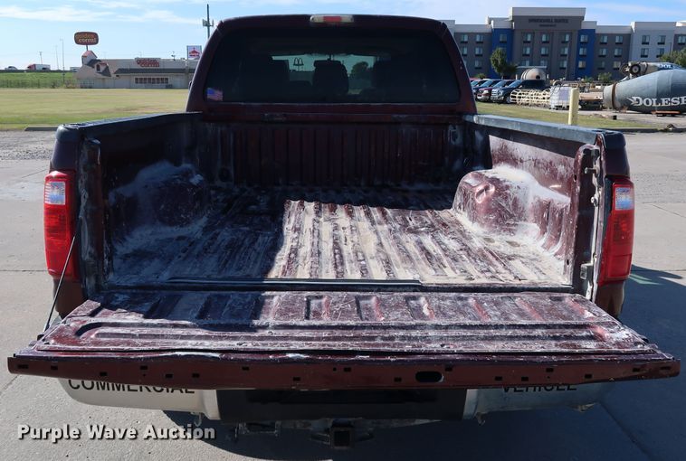 image for item JP9372 2011 Ford F250 Super Duty  Crew Cab pickup truck