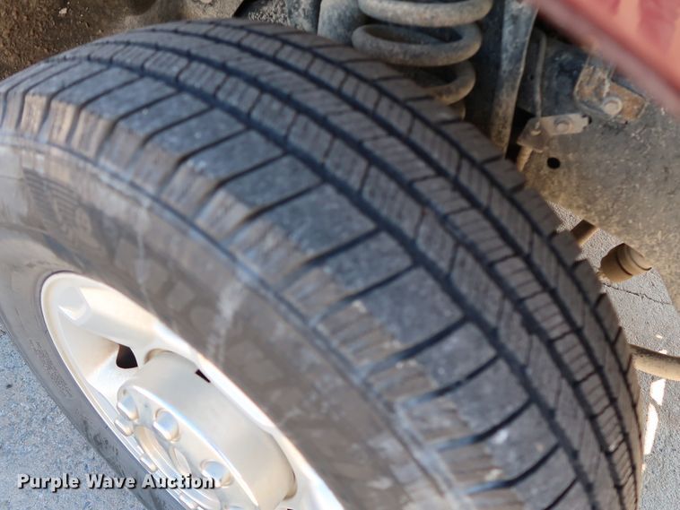 image for item JP9372 2011 Ford F250 Super Duty  Crew Cab pickup truck