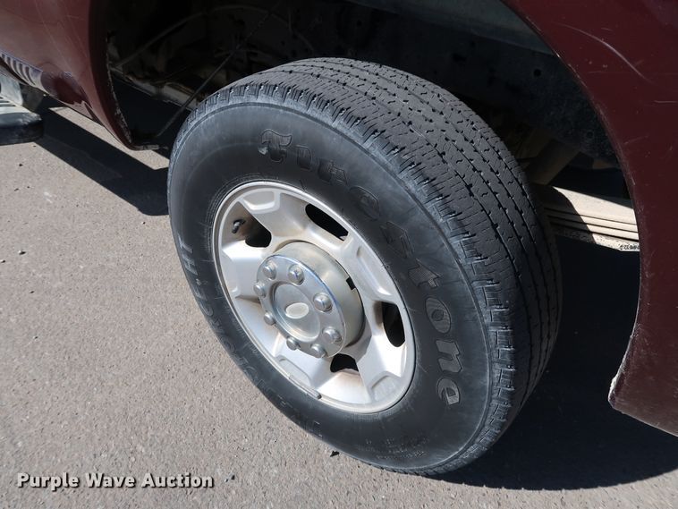 image for item JP9372 2011 Ford F250 Super Duty  Crew Cab pickup truck