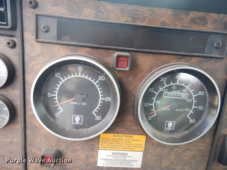 image for item DA5330 1998 Kenworth T300  pumper fire truck