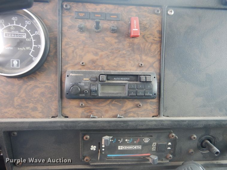 image for item DA5330 1998 Kenworth T300  pumper fire truck